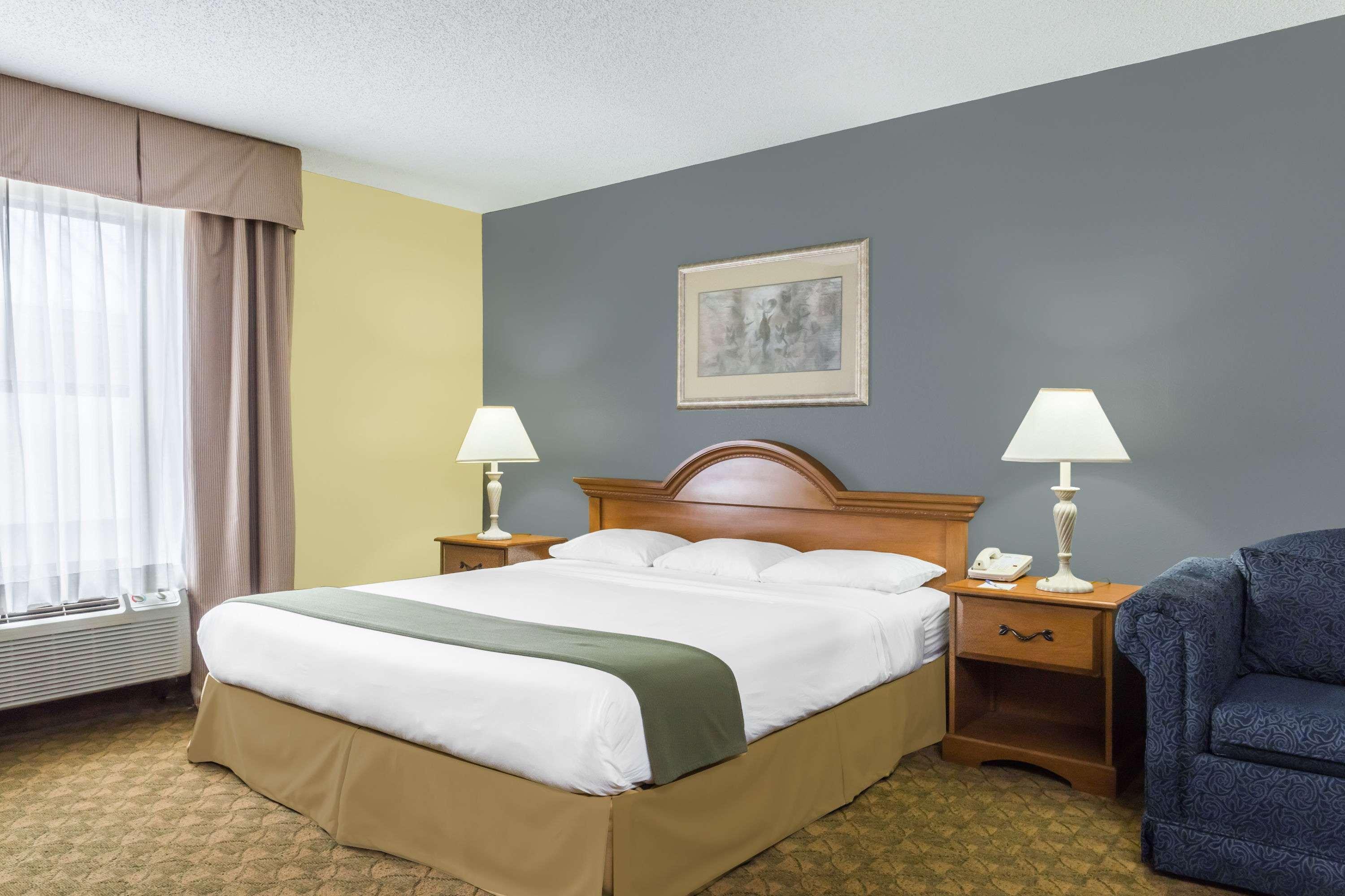 Days Inn By Wyndham Selma Eksteriør billede
